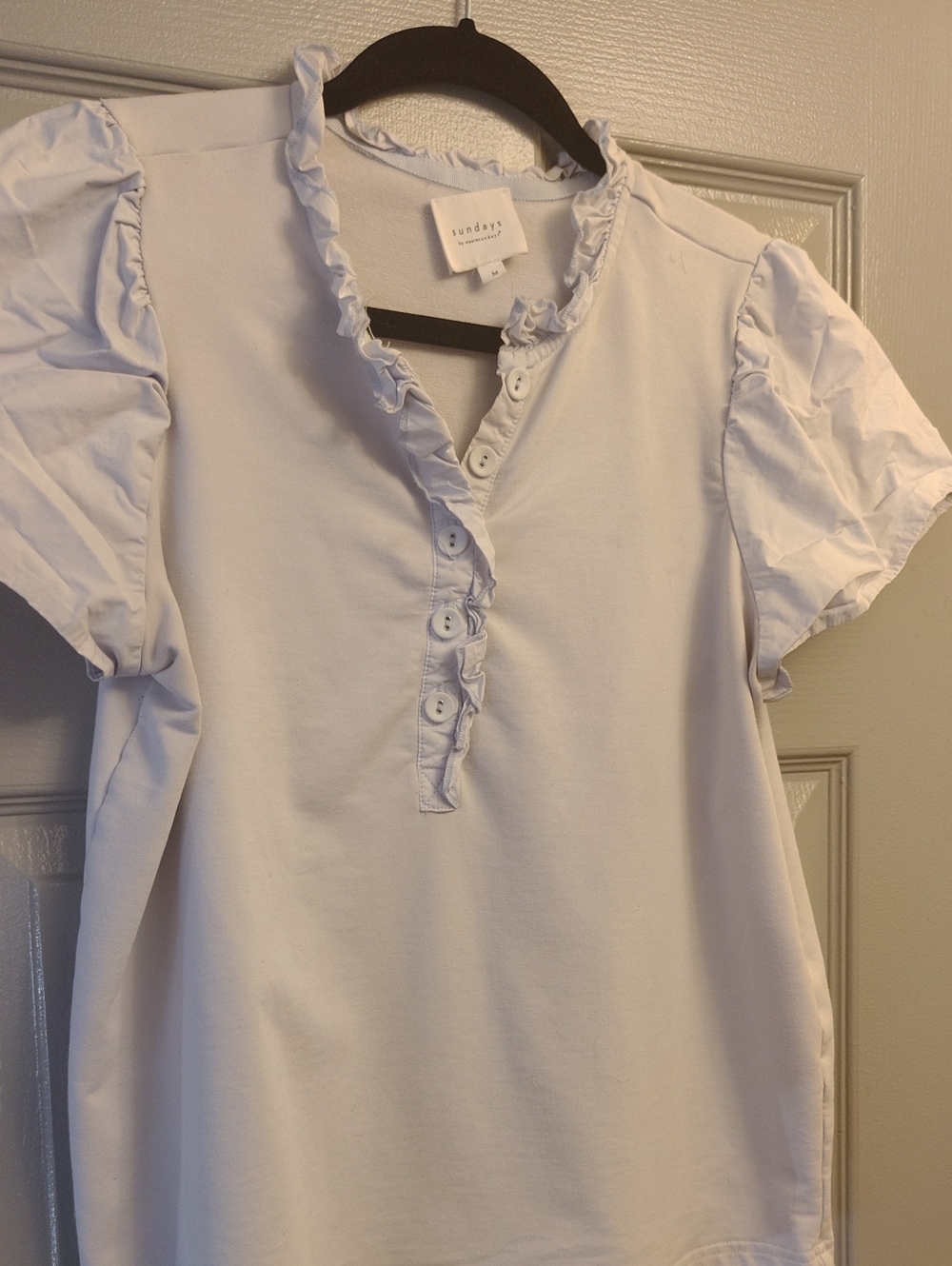 Sundry White Ruffle Henley Puff Sleeve Top